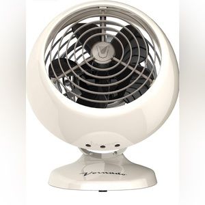 NWOT - Vornado Mini Classic Personal Vintage Air Circulator Fan, Vintage White
